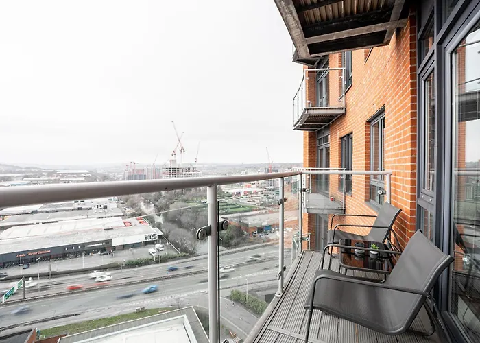 Apartamento Modern Pad Prime Location Balcony Sleeps 4