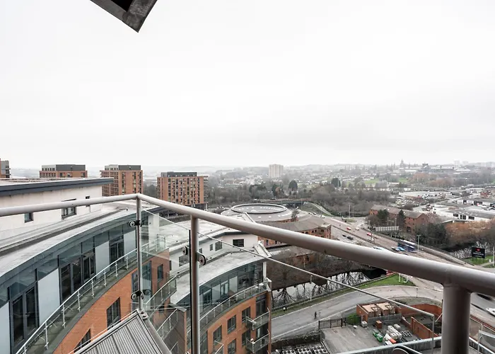 Apartamento Modern Pad Prime Location Balcony Sleeps 4 *