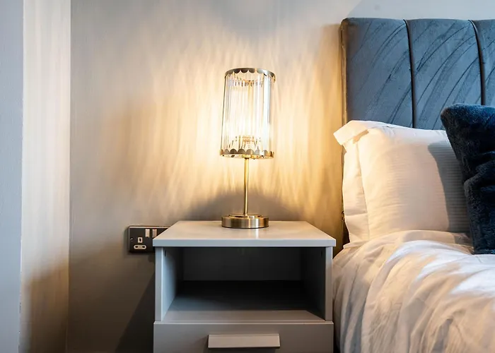 Modern Pad Prime Location Balcony Sleeps 4 * Leeds (West Yorkshire)